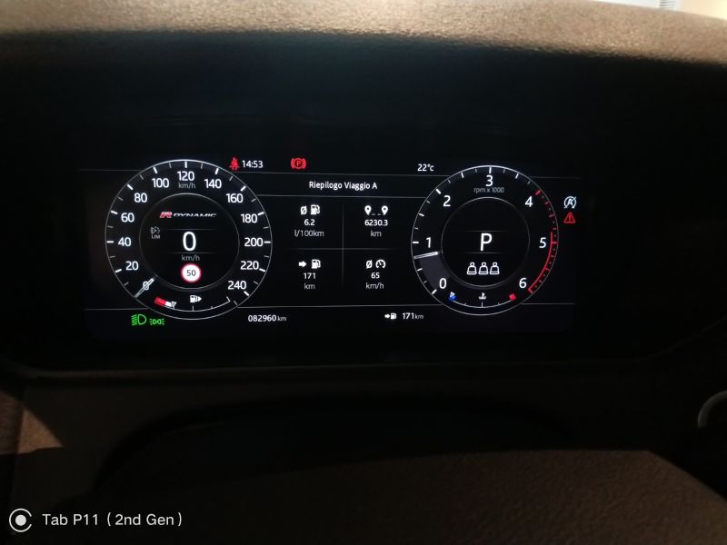 GuidiCar - LAND ROVER Range Rover Velar 2019 Range Rover Velar 2.0d i4 R-Dynamic 180cv auto my20 Usato